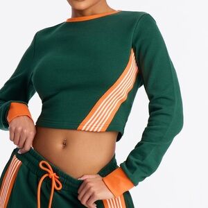 Cropped long sleeve top